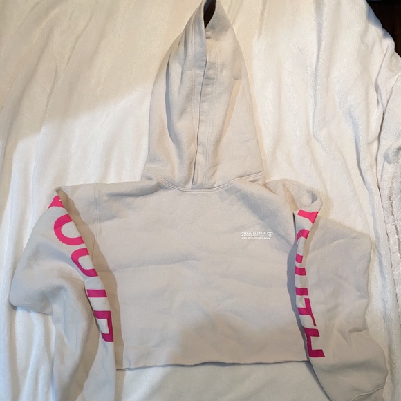 TNA Tops - *FINAL PRICE* artizia tna cropped hoodie